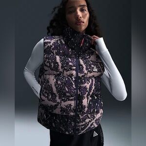 Nike ACG Lunar Lake Women's Therma-Fit ADV Vest Raisin Black/Purple Size Small